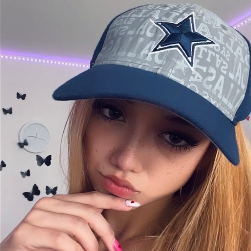 🎃dallas cowboys hat adjustable, great condition. $15 w/ shipping.